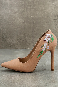 Circe Blush Embroidered Pointed Pumps