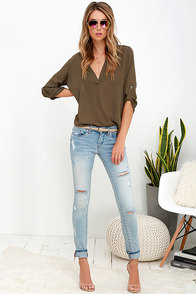 Blank NYC Skinny Classique Distressed Light Wash Skinny Jeans at Lulus.com!