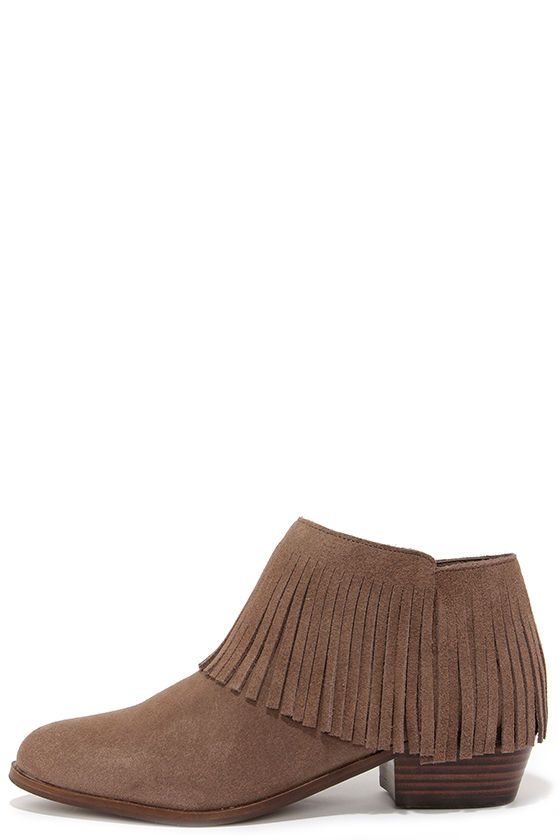 Steve Madden Patzee Taupe Suede Leather Fringe Booties at Lulus!