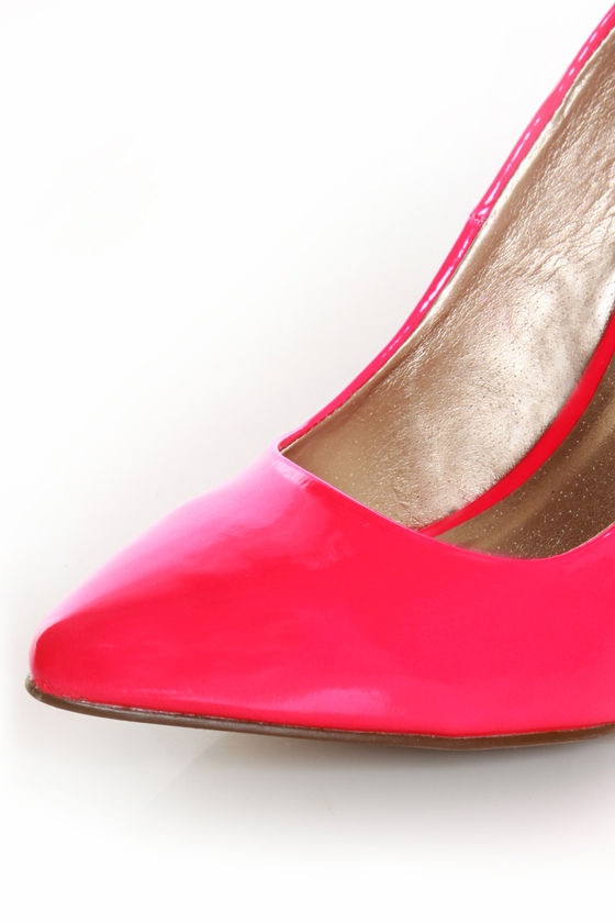 Qupid Potion 01 Neon Pink Patent Pointed Pumps - $29.00